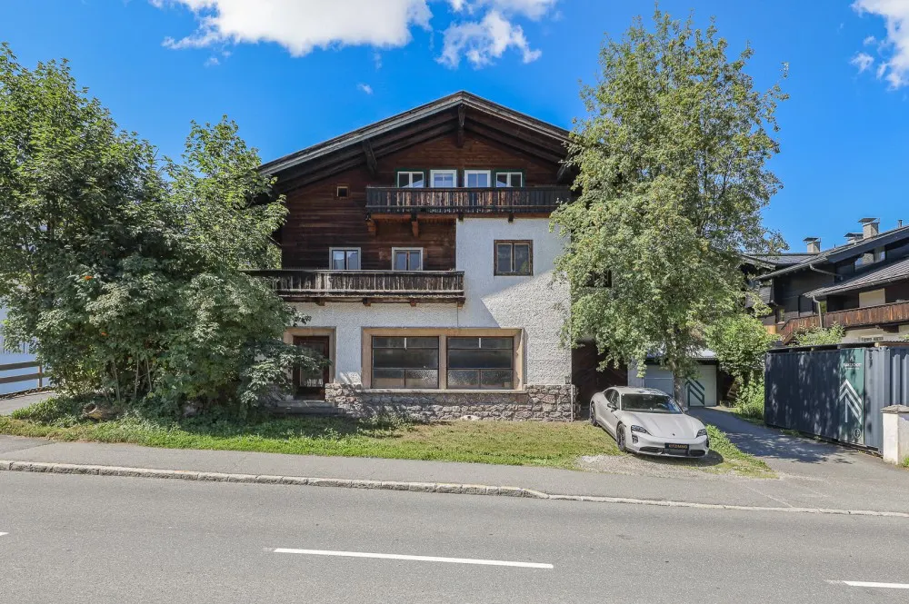 KITZIMMO-Stadthaus im Zentrum mit großem Potenzial kaufen - Immobilien Kitzbühel.