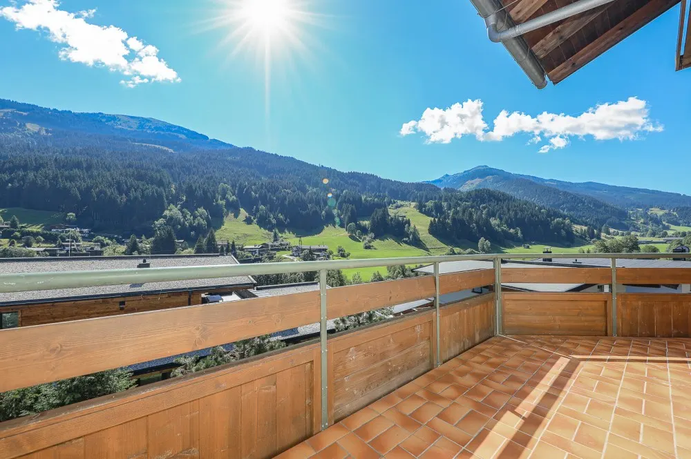 KITZIMMO-4-Zimmerwohnung mit traumhaftem Ausblick in sonniger Ruhelage - Immobilien Jochberg.