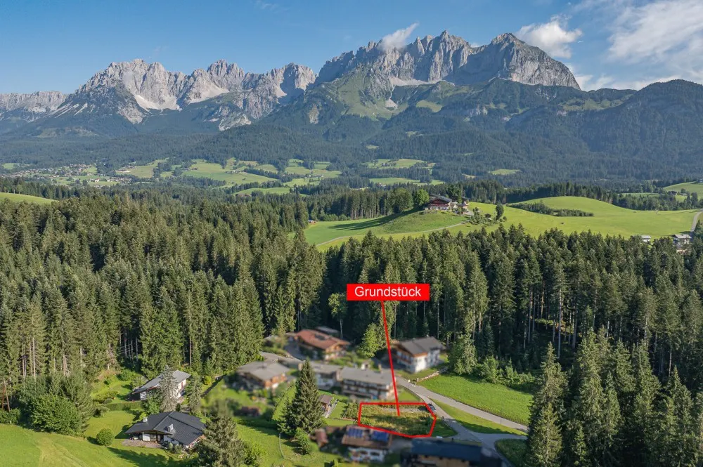 KITZIMMO-Grundstück mit Baugenehmigung für ein exklusives Chalet - Immobilien Oberndorf.