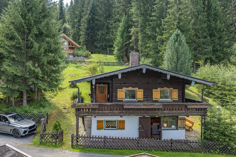KITZIMMO-Freizeitwohnsitz mit unverbautem Kaiserblick - Ski in / Ski out - Immobilien Ellmau.