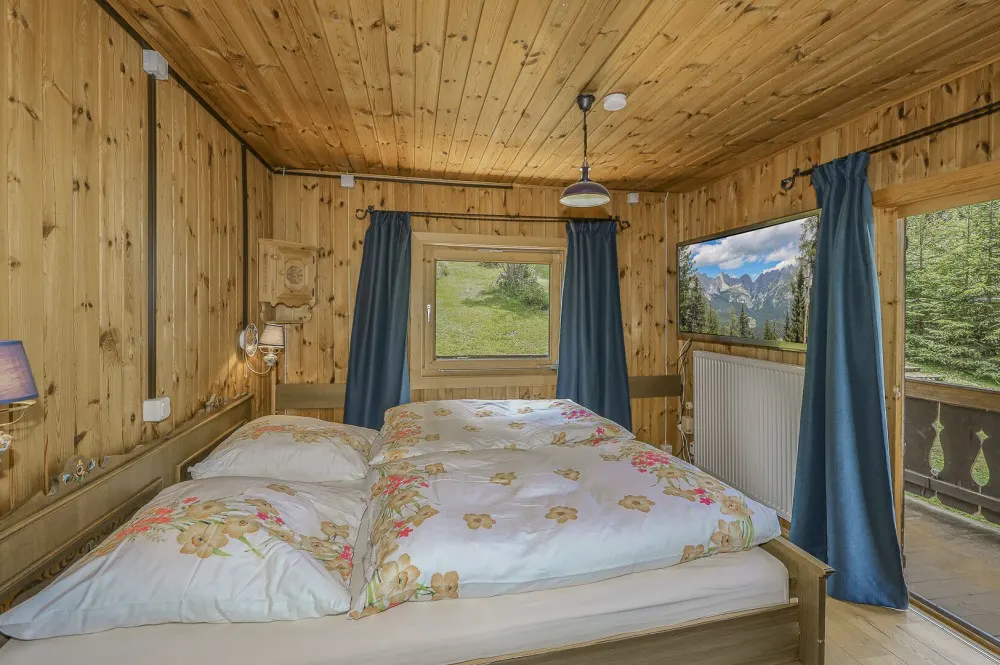KITZIMMO-Freizeitwohnsitz mit unverbautem Kaiserblick - Ski in / Ski out - Immobilien Ellmau.