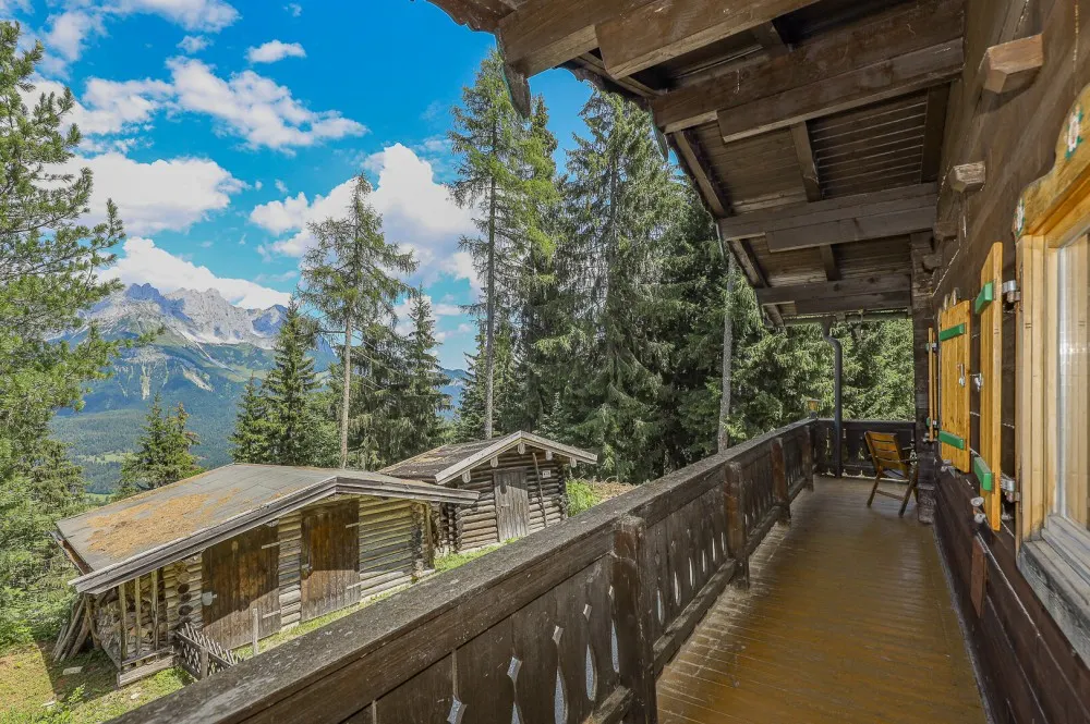 KITZIMMO-Freizeitwohnsitz mit unverbautem Kaiserblick - Ski in / Ski out - Immobilien Ellmau.