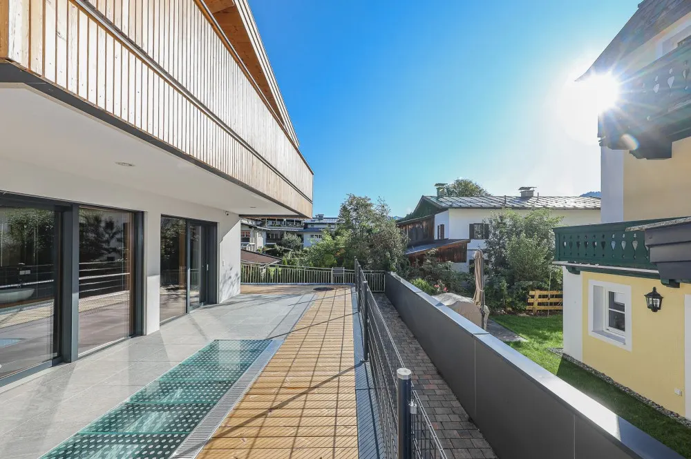 KITZIMMO-Luxuschalet in Toplage kaufen - Immobilien Kirchberg Tirol.