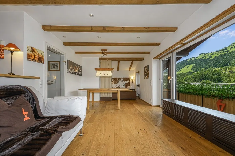 KITZIMMO-Dachgeschosswohnung im Zentrum kaufen - Immobilien Kitzbühel.-2