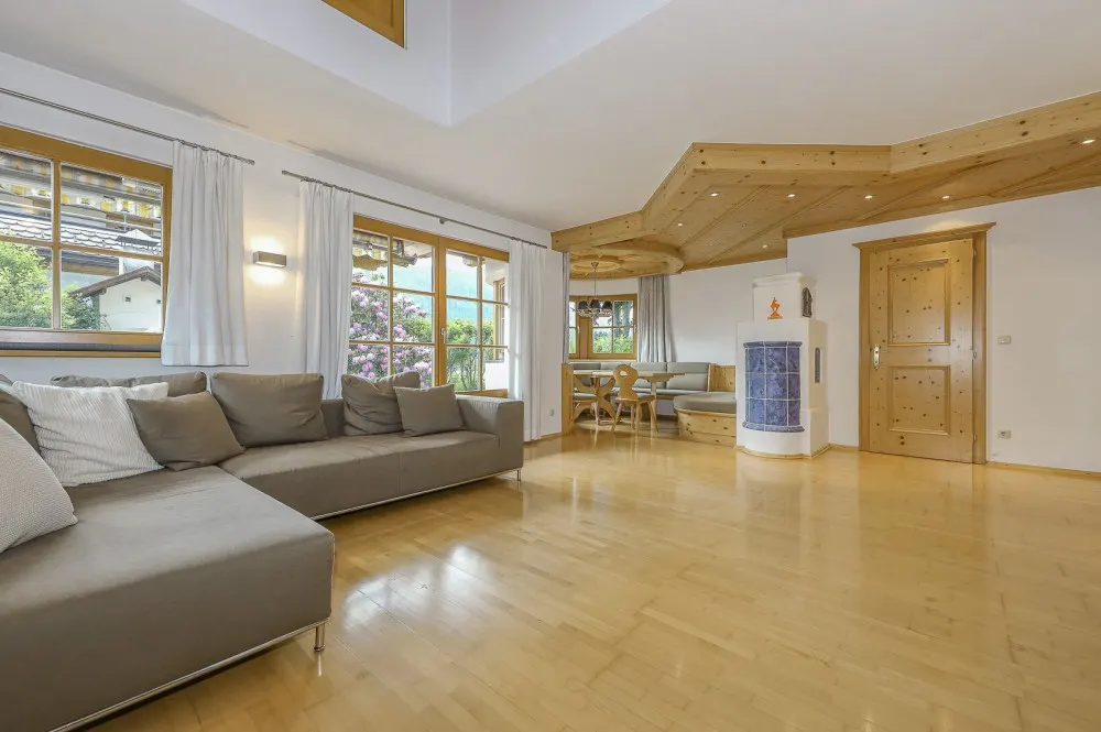 KITZIMMO-Gepflegtes Einfamilienhaus mit Kaiserblick kaufen - Immobilien Kitzbühel.-6-7