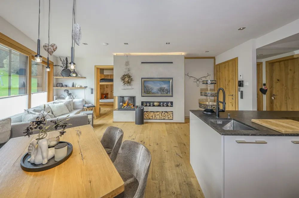 KITZIMMO-Exklusives Ski in / Ski out Apartment in zentraler Lage - Immobilien Kirchberg.