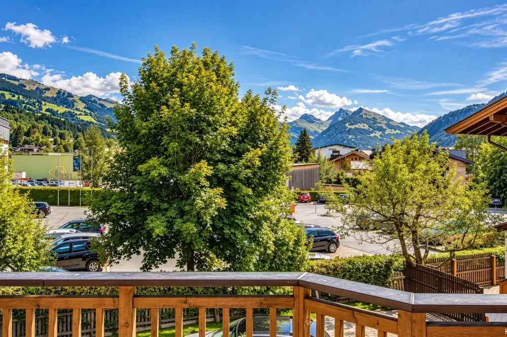 KITZIMMO-Großzügige Wohnung mit schönem Ausblick in Zentrumslage - Immobilien Kitzbühel.-5