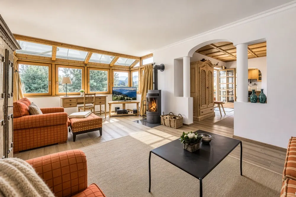 KITZIMMO-Großzügige Wohnung mit schönem Ausblick in Zentrumslage - Immobilien Kitzbühel.