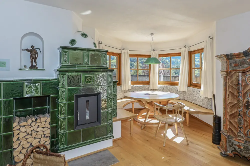 KITZIMMO-Exklusives Landhaus in traumhafter & unverbaubarer Aussichtslage - Immobilien Kitzbühel.-20