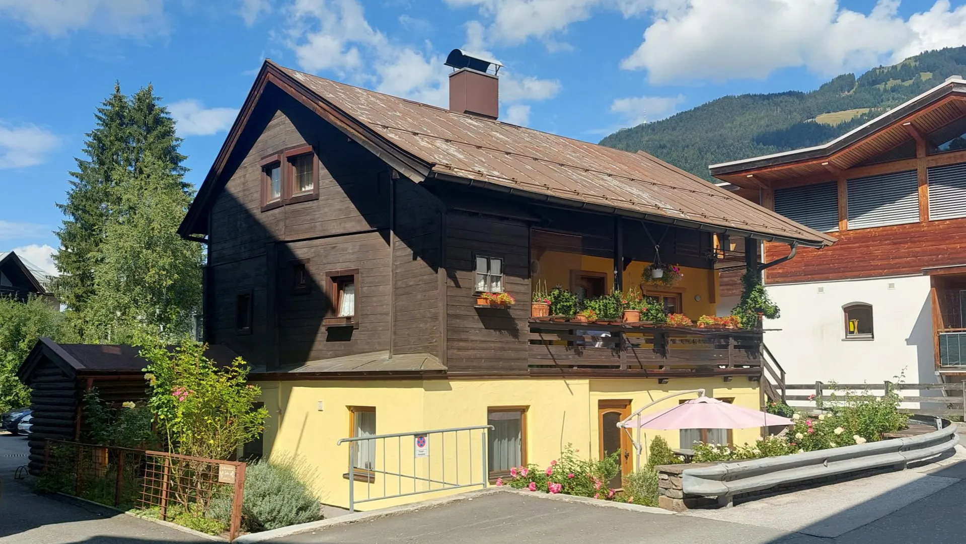 KITZIMMO-Stadthaus in Innenstadtlage kaufen - Immobilien Kitzbühel.