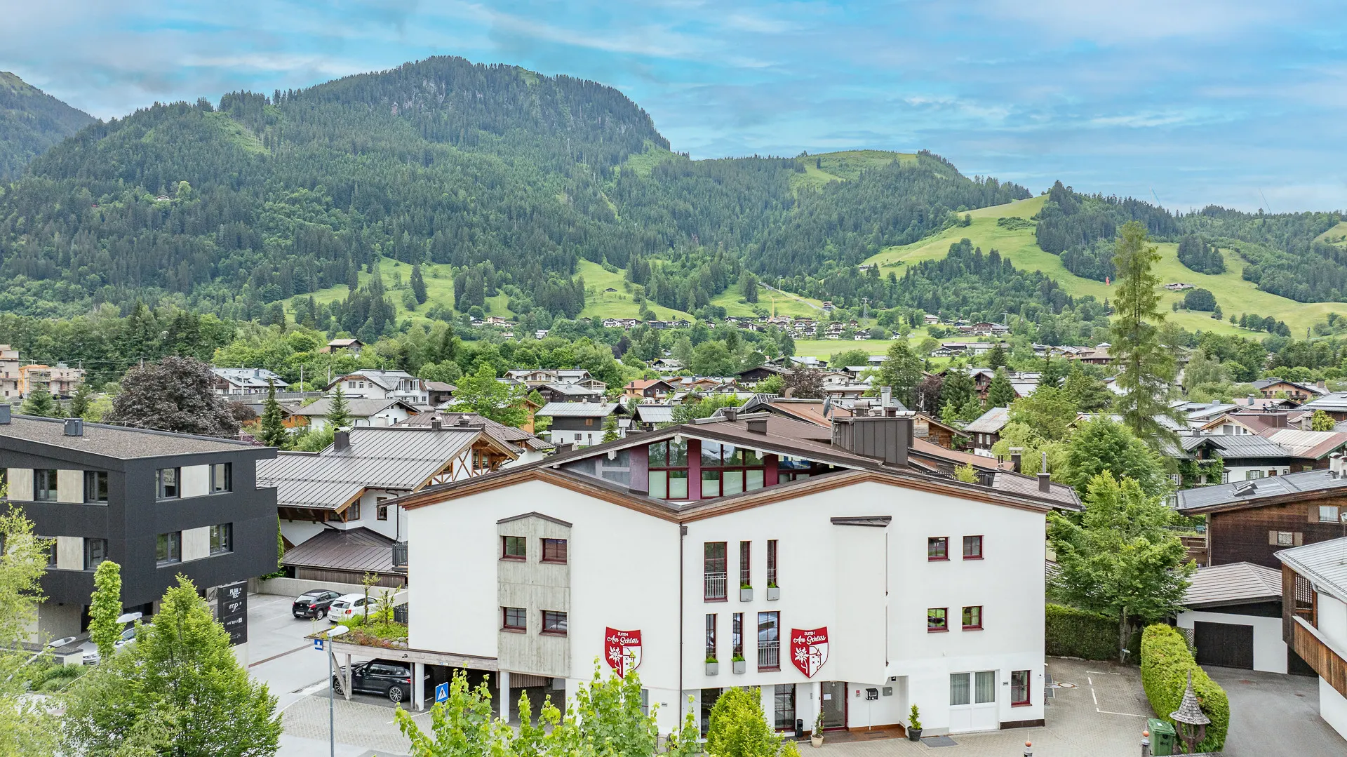 KITZIMMO-Exklusives Apartment mit touristischer Widmung kaufen - Immobilien Kitzbühel.