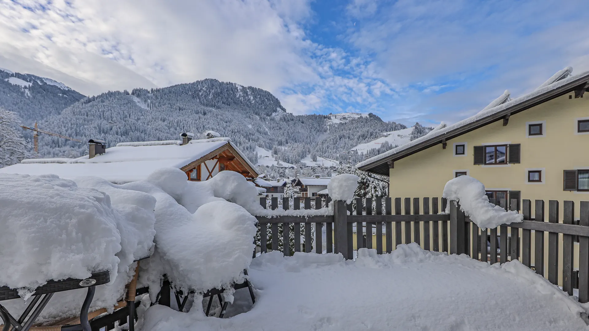 KITZIMMO-Hochwertiges Apartment mit touristischer Widmung kaufen - Immobilien Kitzbühel.