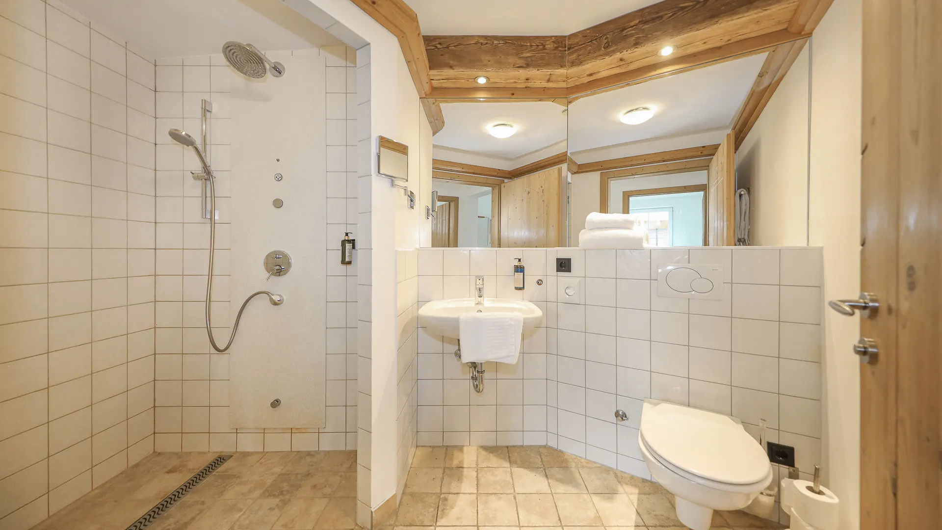 KITZIMMO-exklusives Apartment mit touristischer Widmung kaufen - Immobilien Kitzbühel.