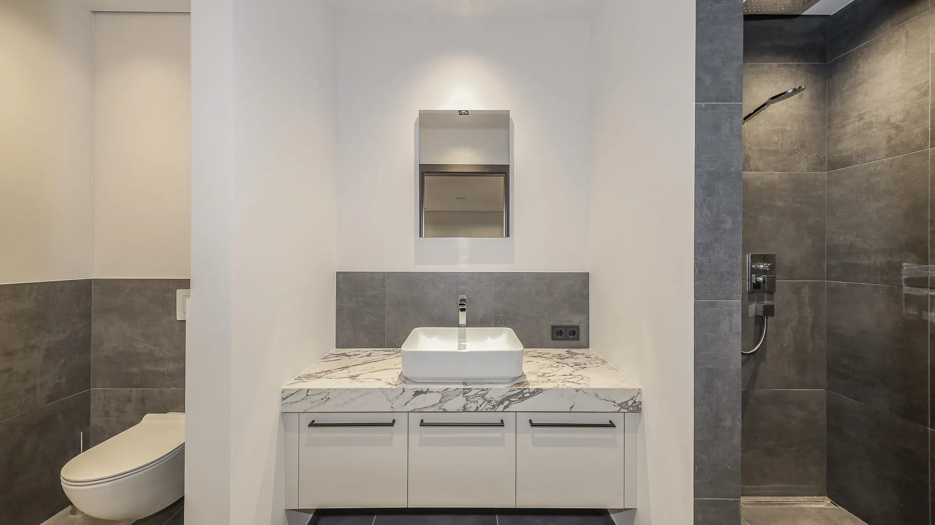 KITZIMMO-exklusive Villa in unverbaubarer Toplage kaufen - Immobilien Kirchberg.-36