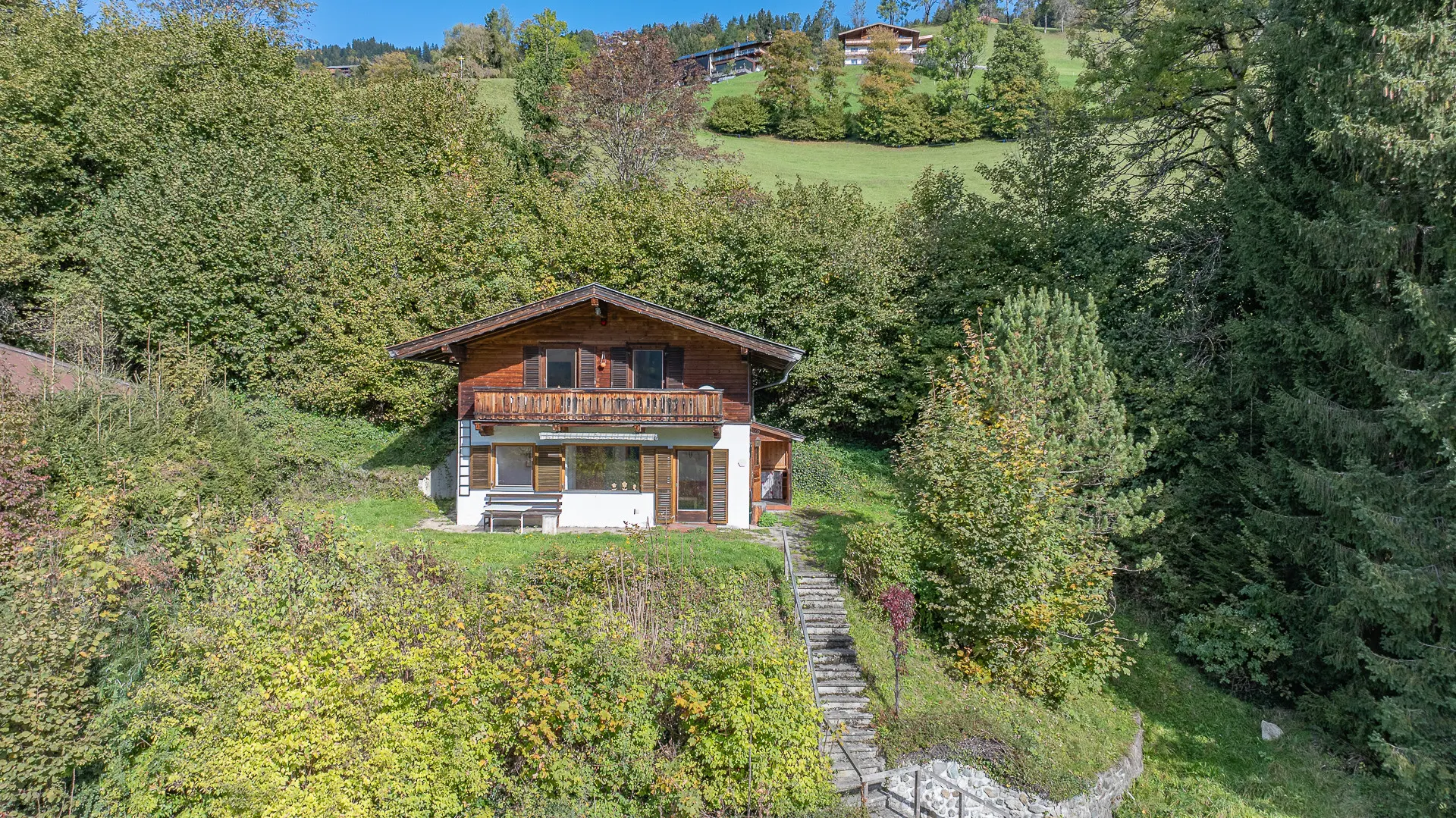 KITZIMMO-Luxusvilla mit Freizeitwohnsitz kaufen - Immobilien Brixen in Thale.