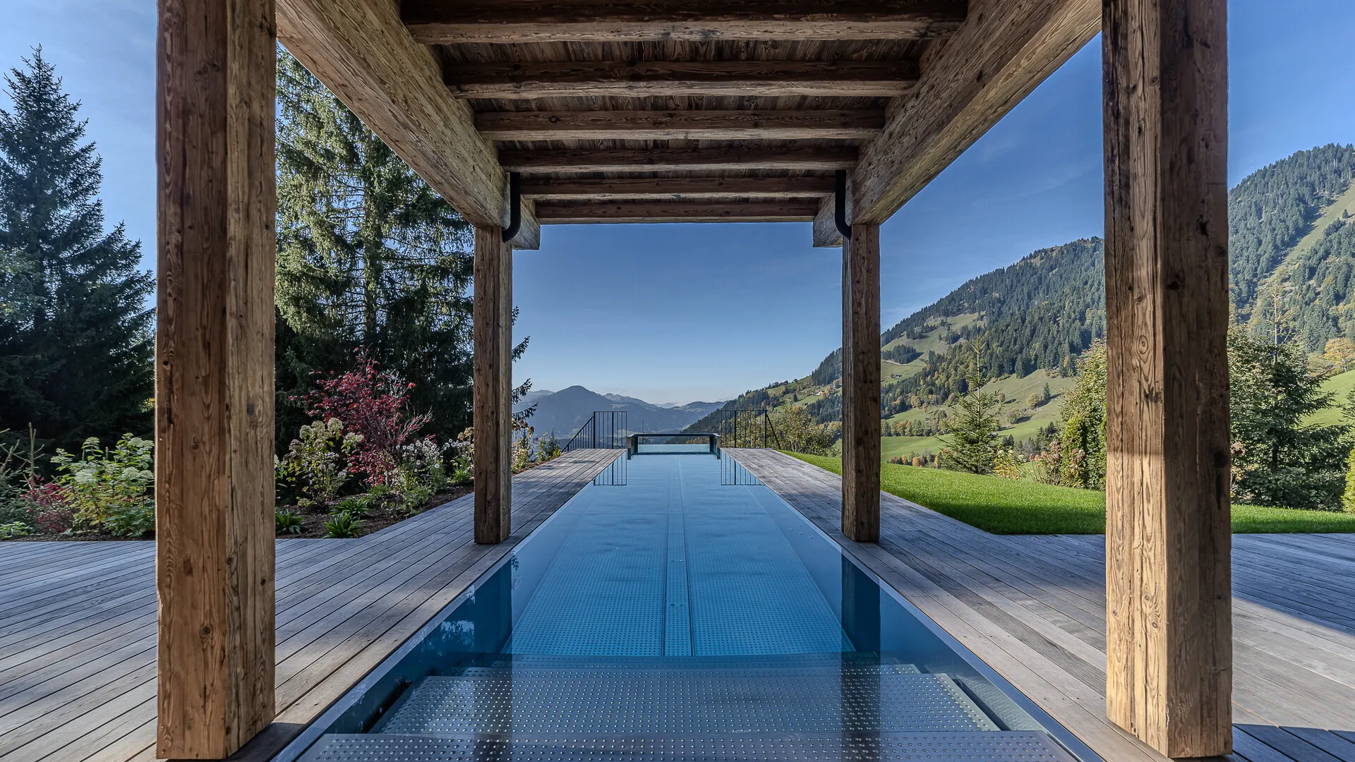 KITZIMMO-THE SHAPE OF WATER - Luxusvilla in prominenter Toplage - Immobilien Kitzbühel.