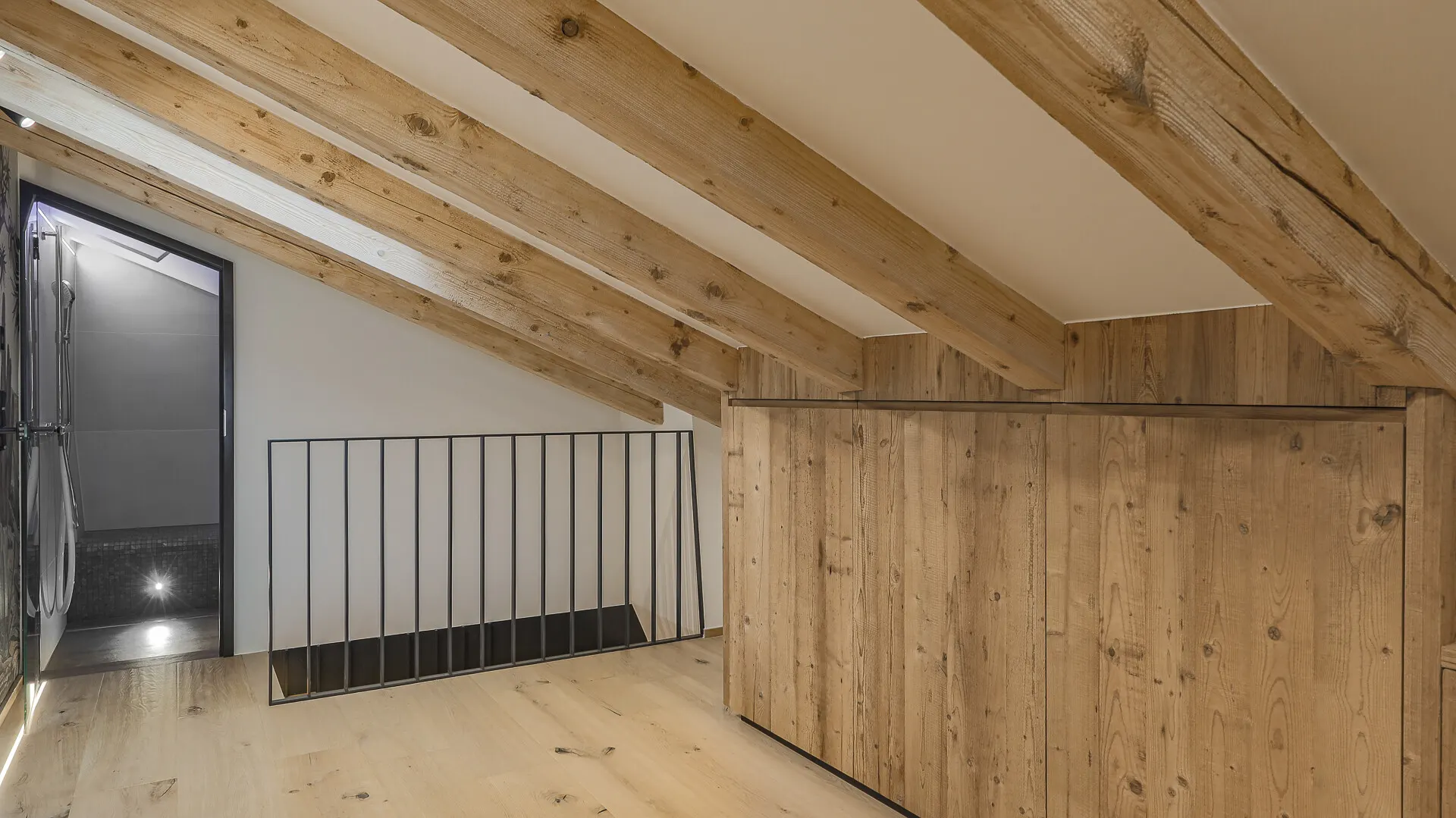 KITZIMMO-Renovierte Luxus Dachgeschosswohnung - Immobilien Kitzbühel.