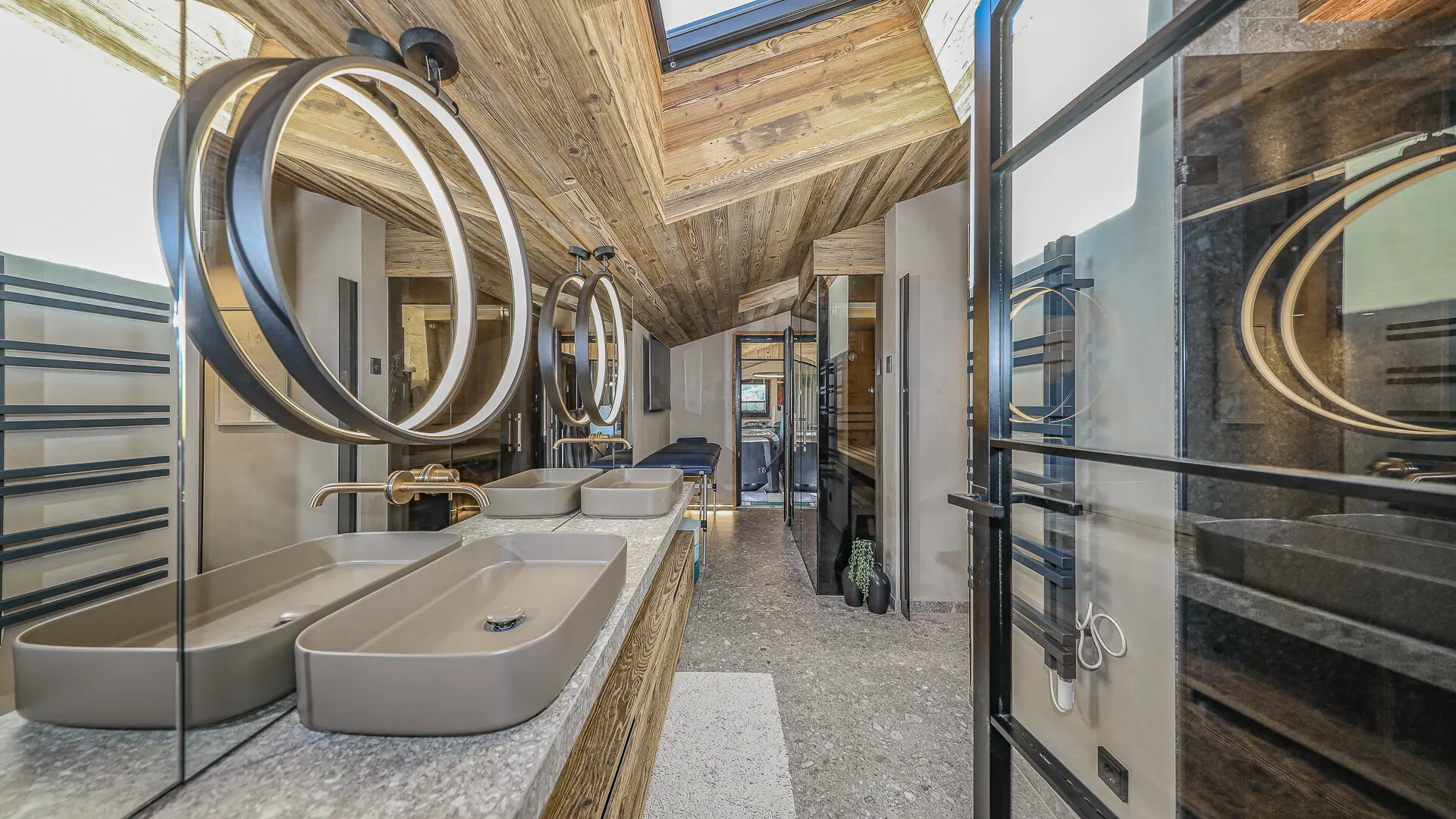 KITZIMMO-Luxus-Penthouse in sonniger Toplage kaufen - Immobilien Kirchberg.