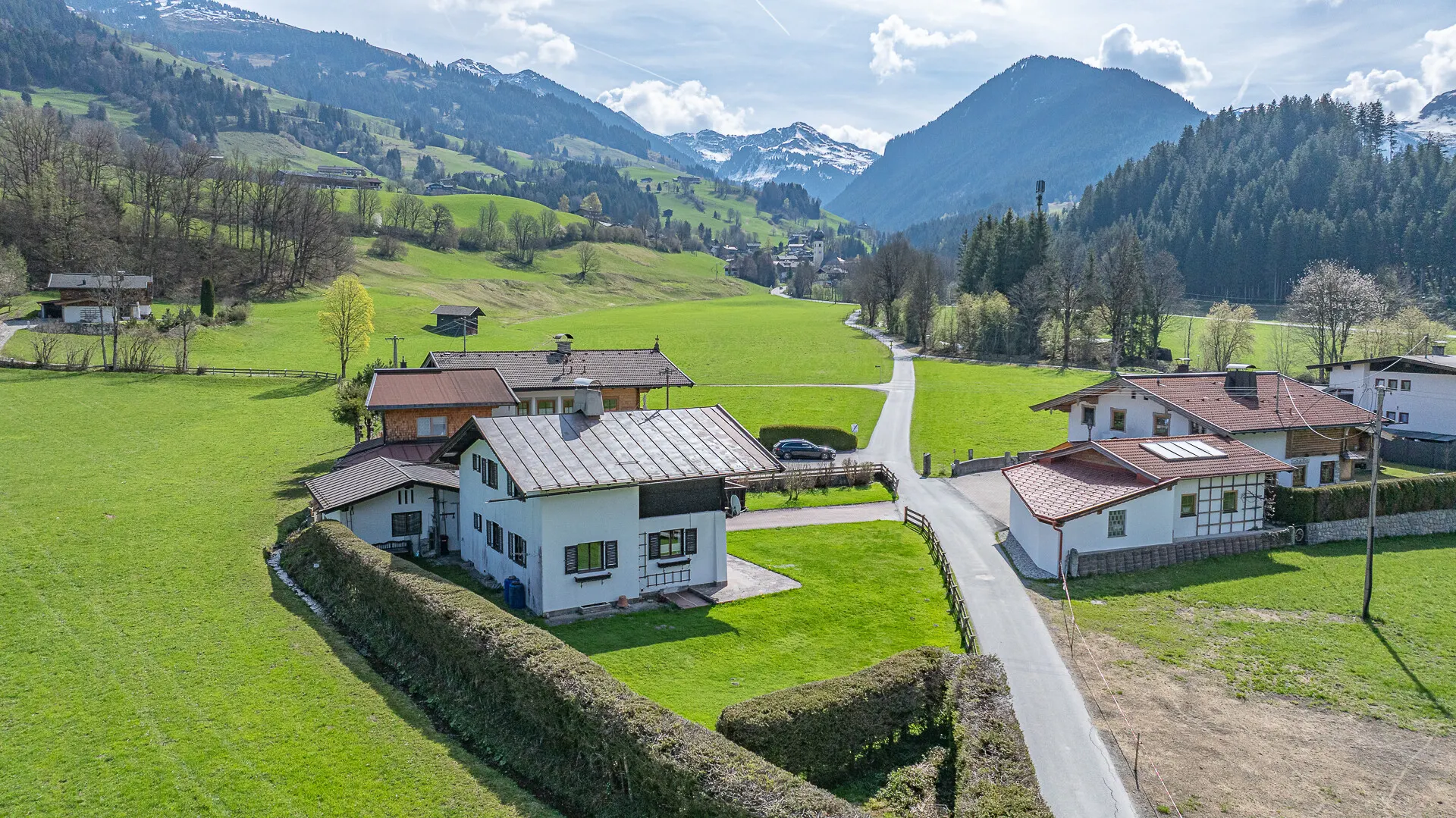 KITZIMMO-Baugrundstück in Toplage kaufen - Immobilien Aurach bei Kitzbühel.