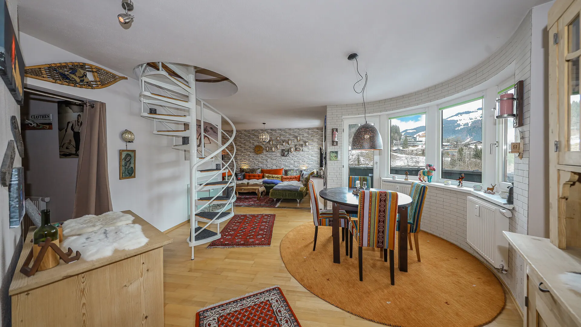 KITZIMMO-Dachgeschosswohnung mit traumhaftem Ausblick - Immobilien Kitzbühel.
