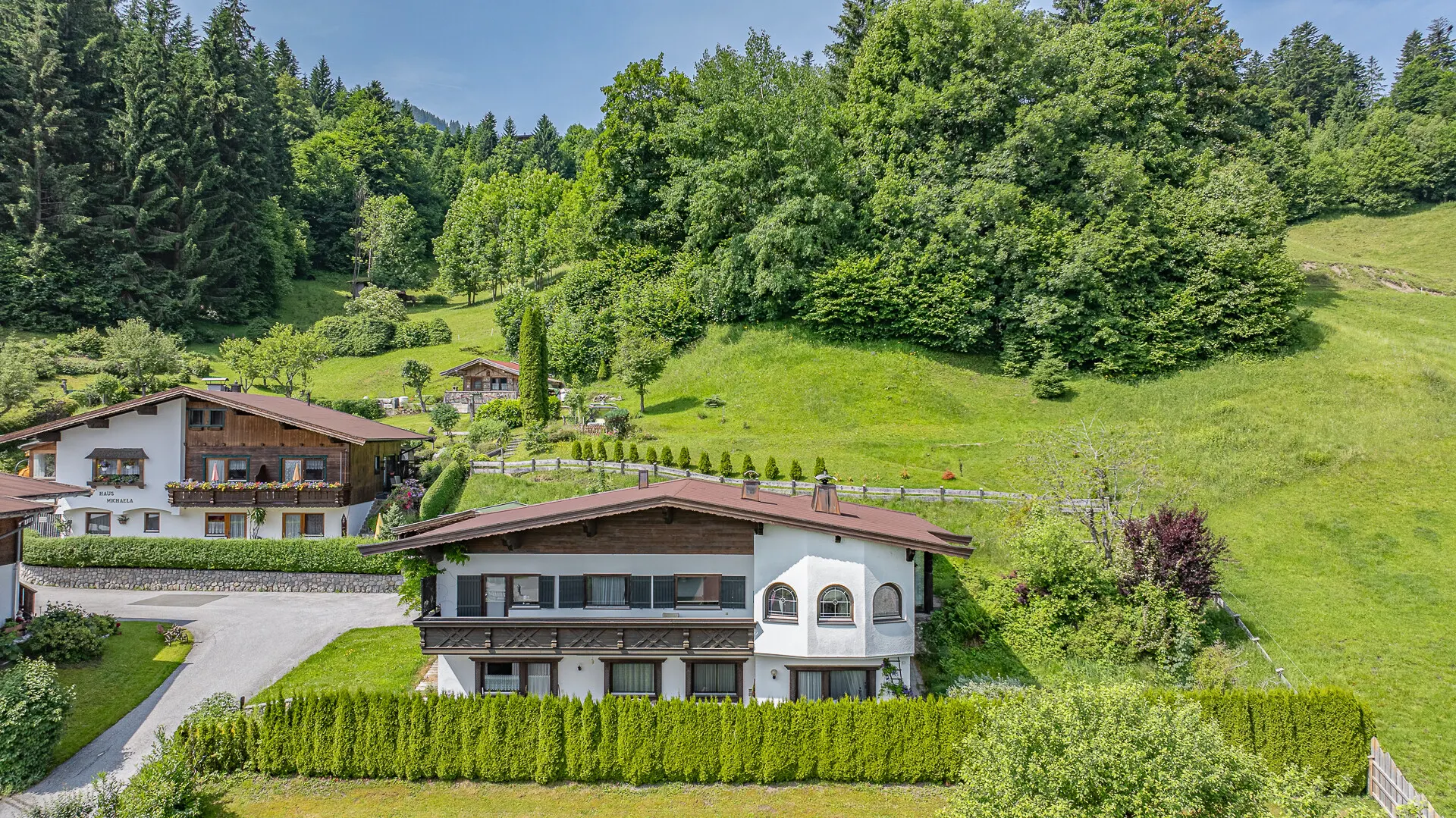 KITZIMMO-Grundstück in Toplage mit Baugenehmigung für 2 Luxusvillen kaufen - Immobilien Ellmau.-3
