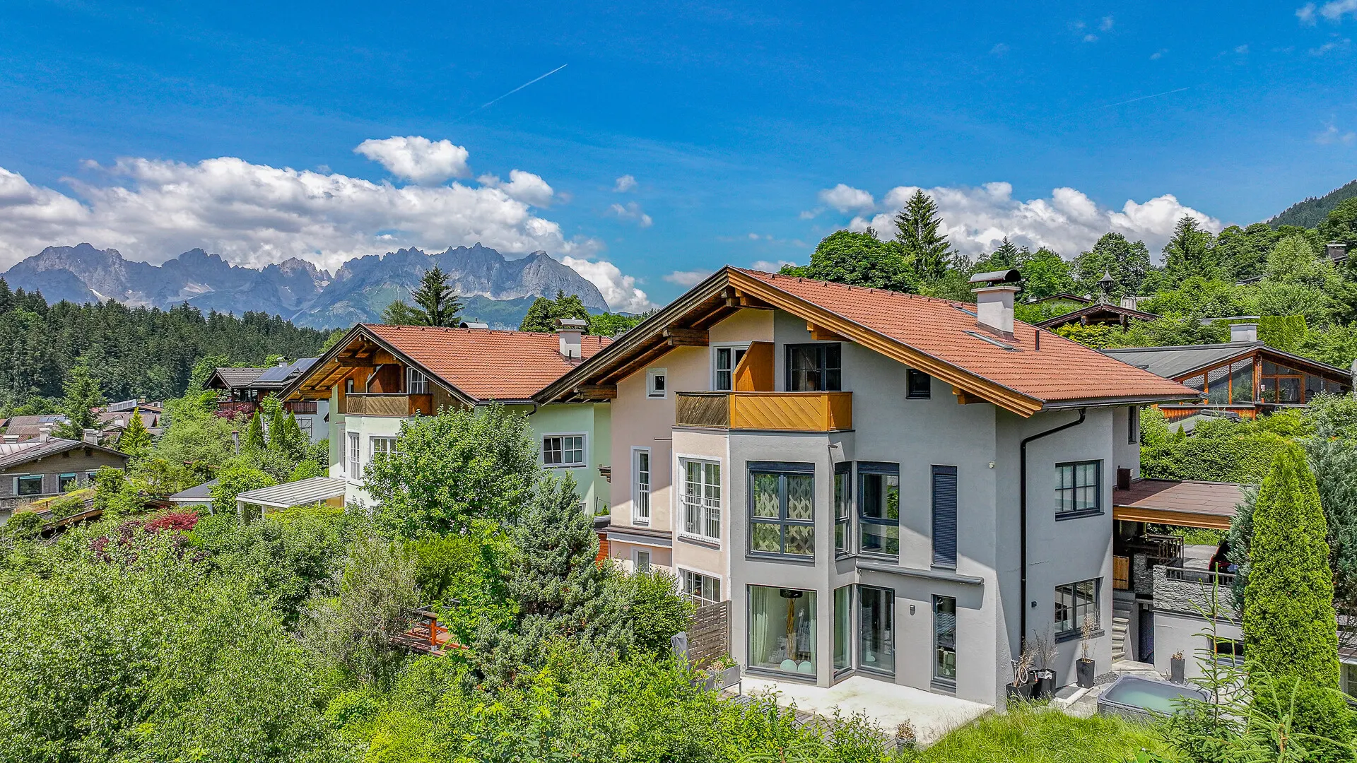 KITZIMMO-Exklusives Haus in sonniger Lage kaufen - Immobilien Kitzbühel.-12