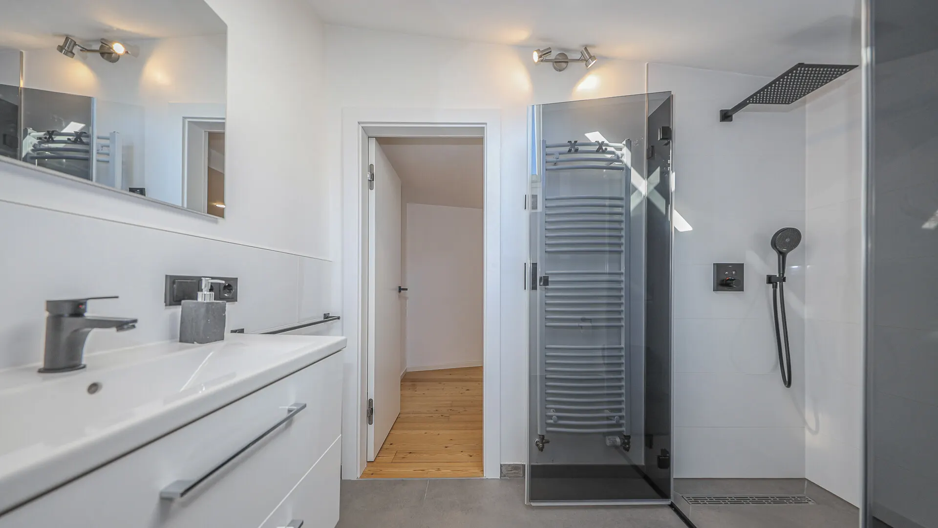 KITZIMMO-Exklusives Haus in sonniger Lage kaufen - Immobilien Kitzbühel.-25