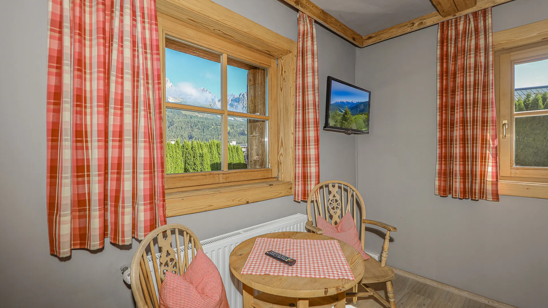 KITZIMMO-Alpenchalet in sonniger Ruhelage mit Kaiserblick - Immobilien Ellmau.-24