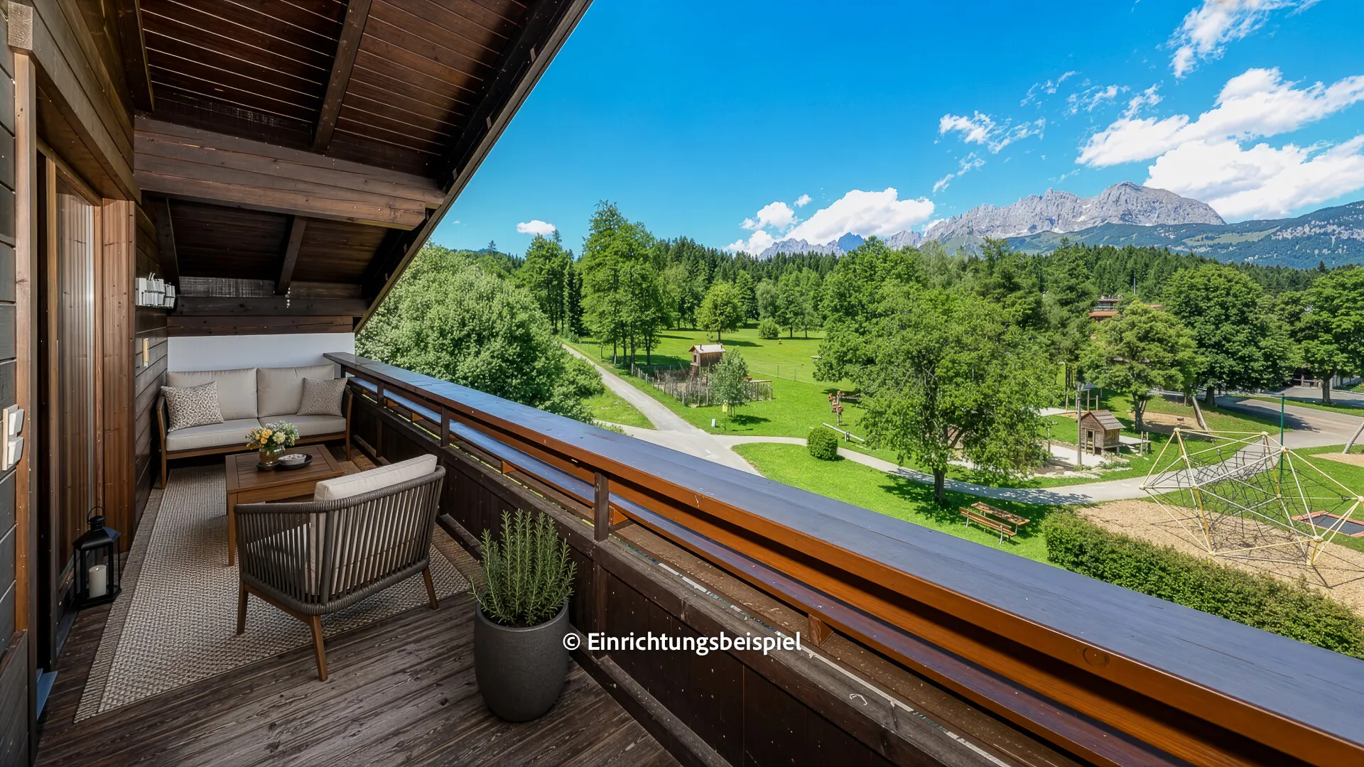 KITZIMMO-Dachgeschosswohnung in Ruhelage mit Kaiserblick kaufen - Immobilien Oberndorf.
