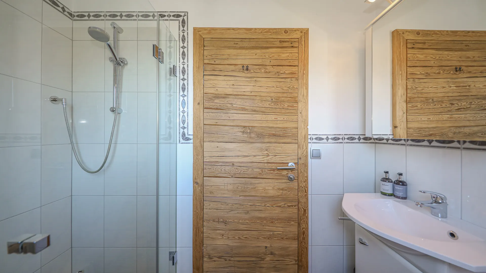 KITZIMMO-exklusives Haus in sonniger Ruhelage mieten - Immobilien Jochberg.
