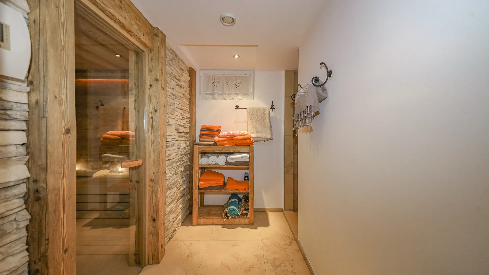 KITZIMMO-exklusives Haus in sonniger Ruhelage mieten - Immobilien Jochberg.