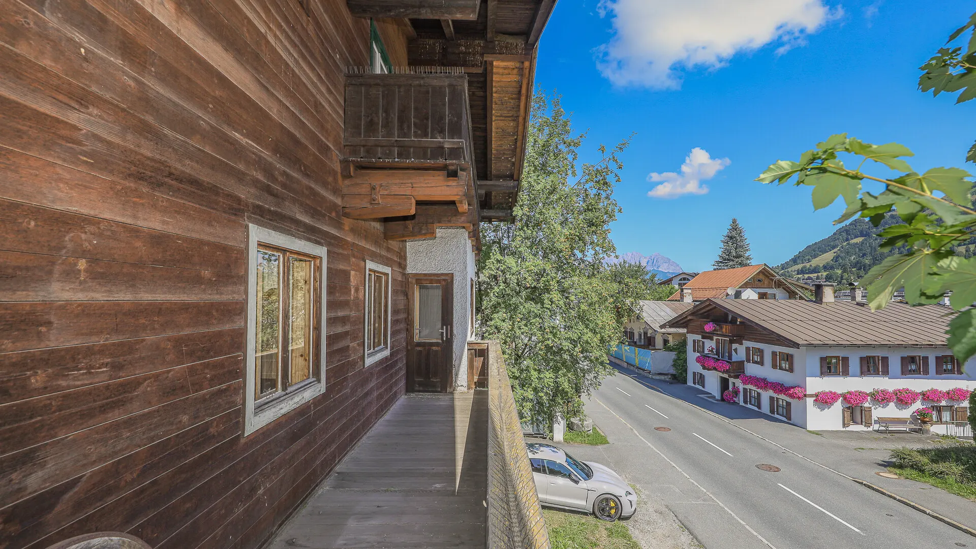 KITZIMMO-Stadthaus im Zentrum mit großem Potenzial kaufen - Immobilien Kitzbühel.