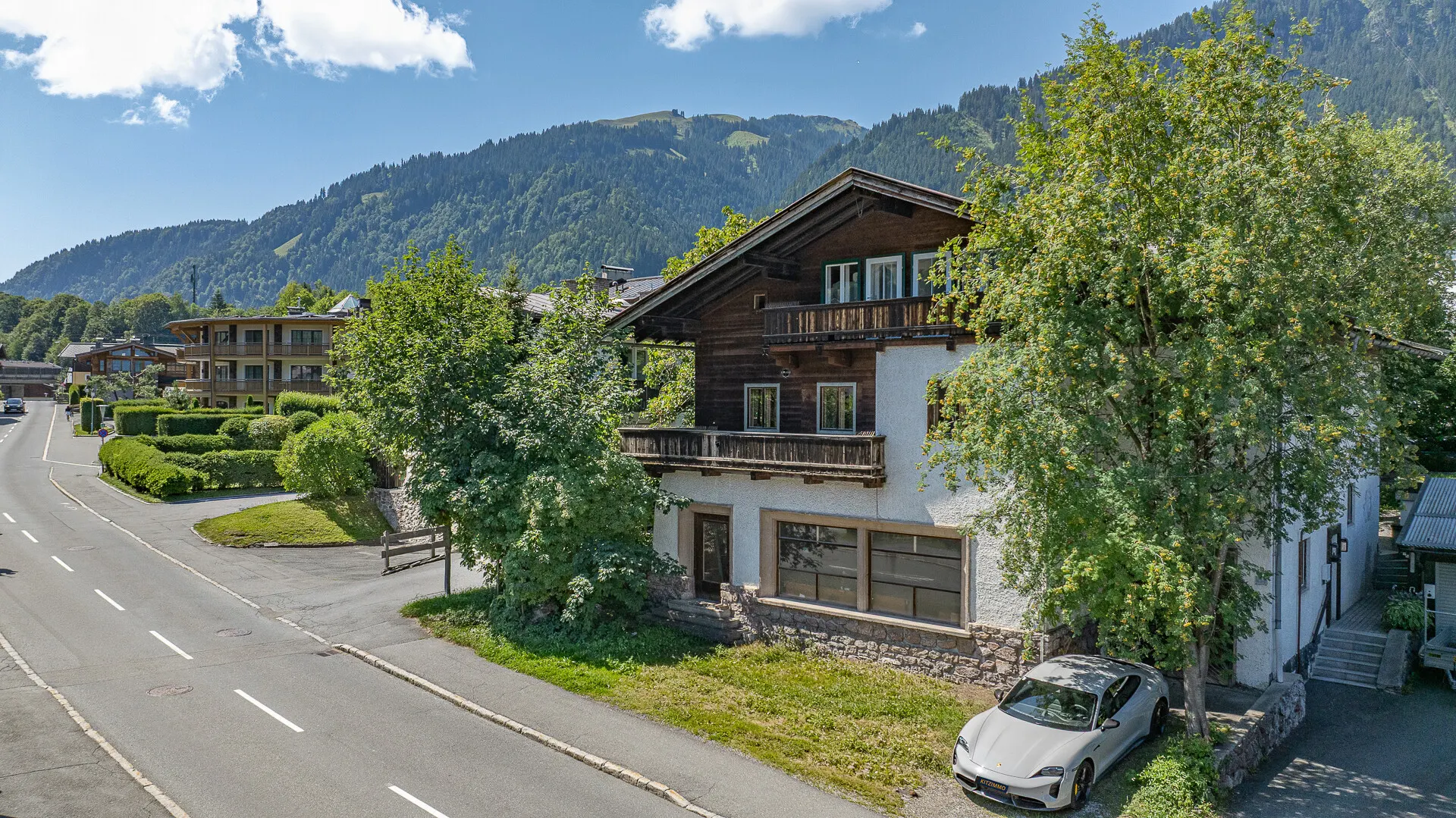KITZIMMO-Stadthaus im Zentrum mit großem Potenzial kaufen - Immobilien Kitzbühel.