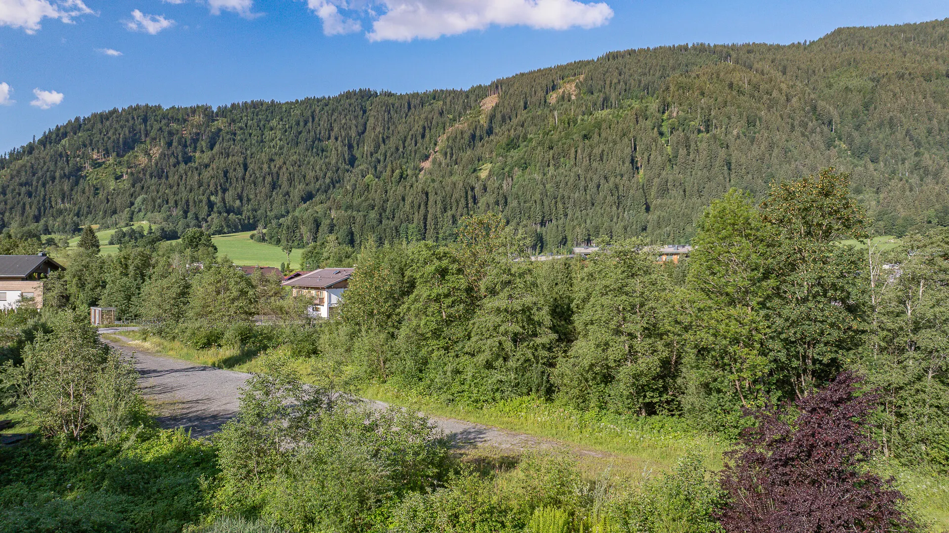 KITZIMMO-Grundstück mit Projektierung für ein Wohn- und Geschäftshaus - Immobilien Reith.