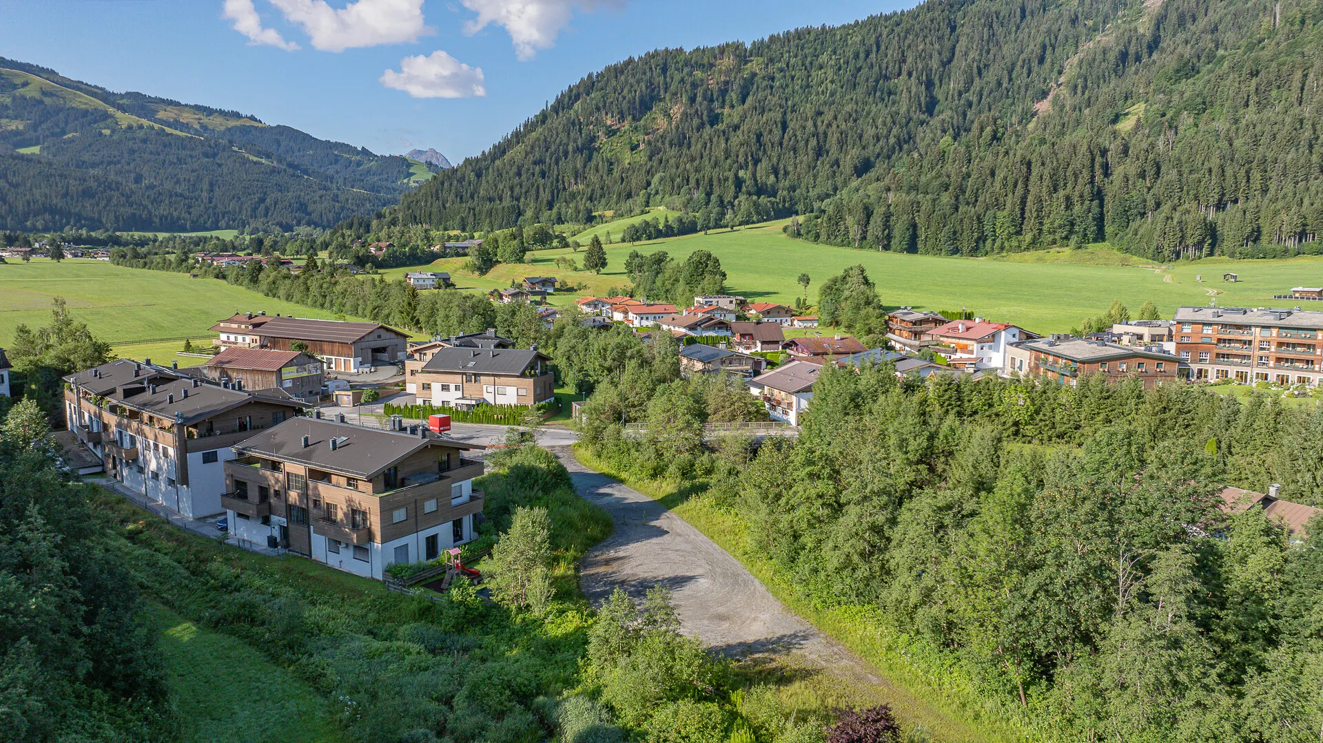KITZIMMO-Grundstück mit Projektierung für ein Wohn- und Geschäftshaus - Immobilien Reith.