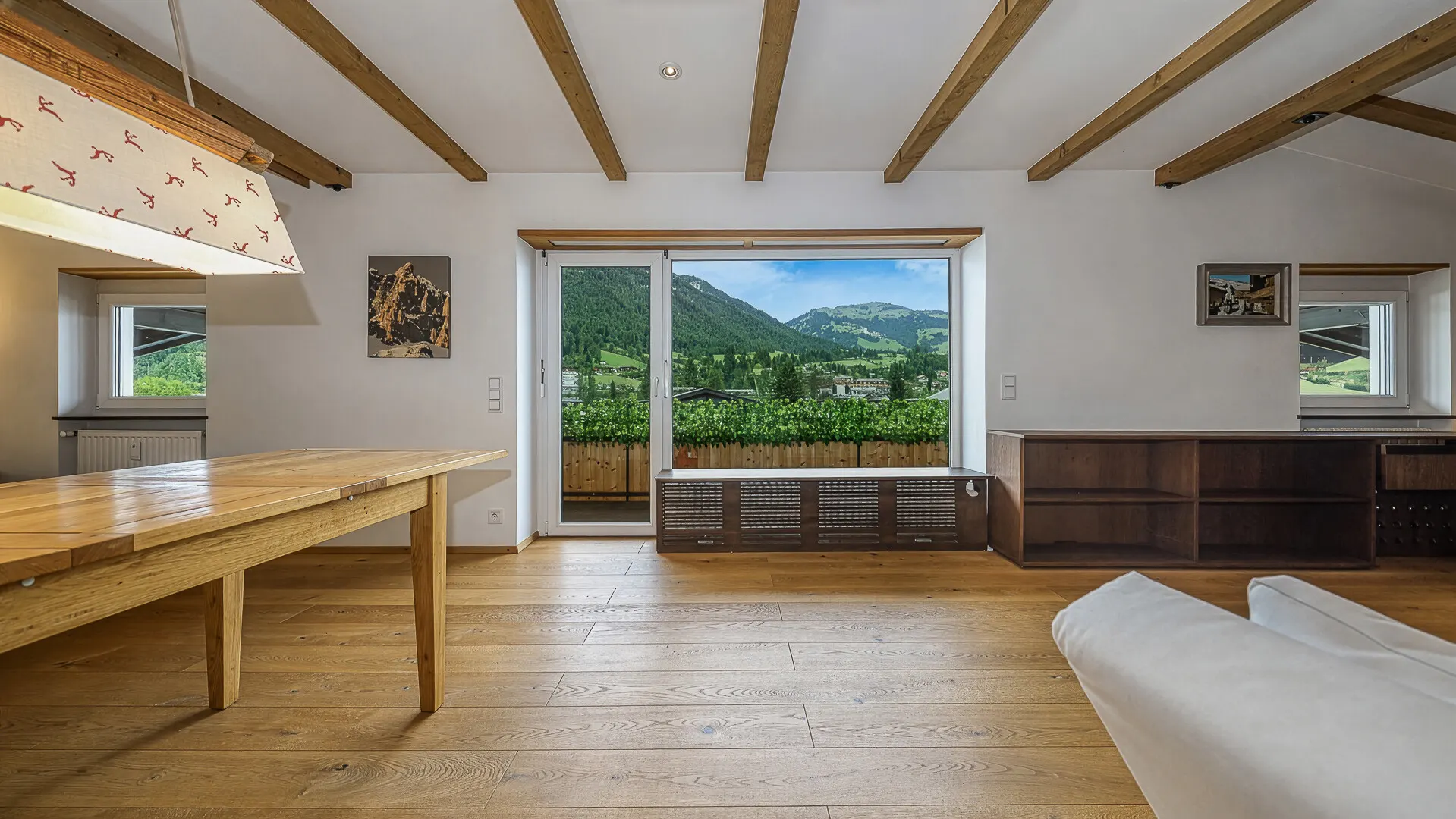 KITZIMMO-Dachgeschosswohnung im Zentrum kaufen - Immobilien Kitzbühel.