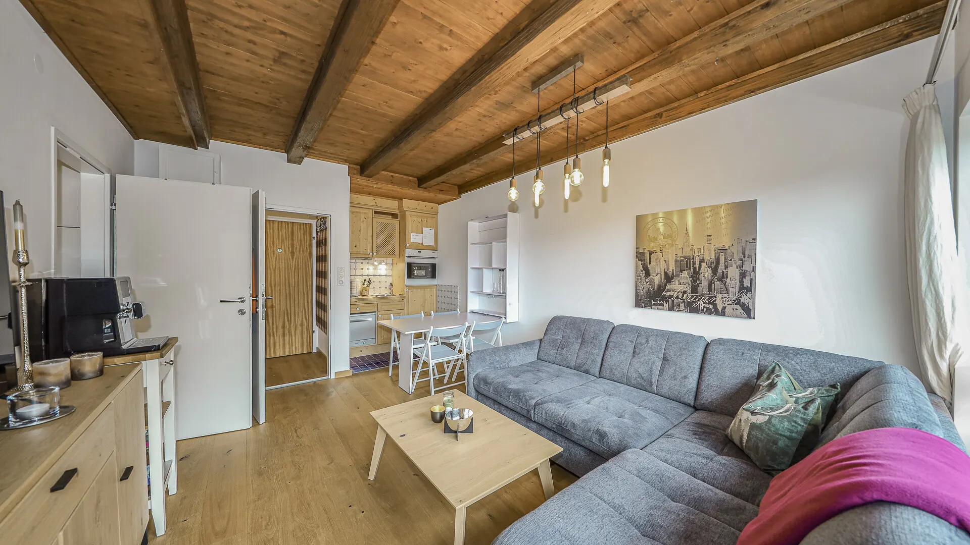 KITZIMMO-Dachgeschosswohnung an der Skipiste mit Kaiserblick kaufen - Immobilien Kitzbühel.-5