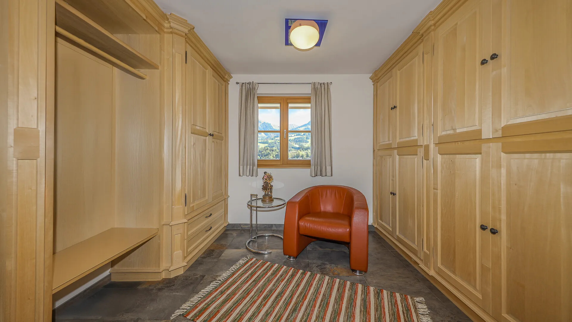 KITZIMMO-Exklusives Landhaus in traumhafter & unverbaubarer Aussichtslage - Immobilien Kitzbühel.-40