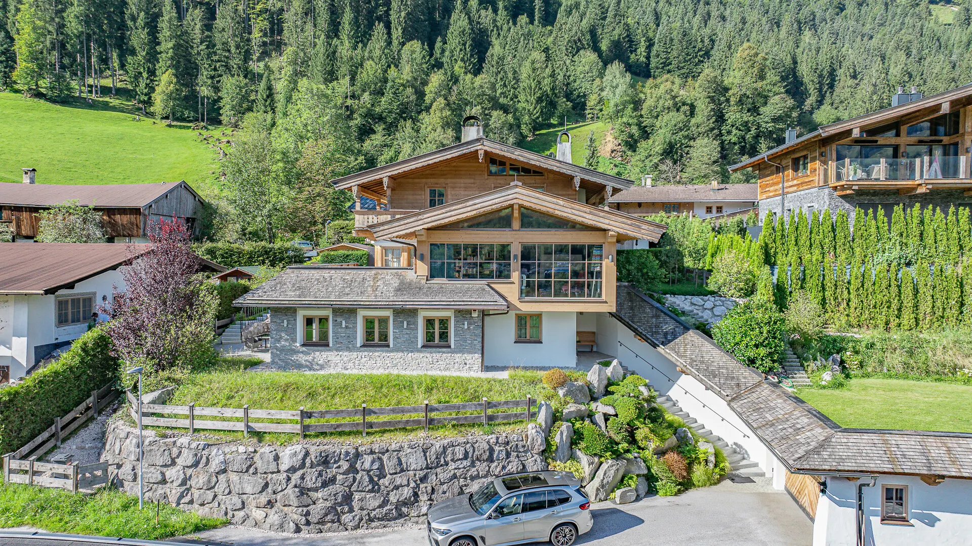 KITZIMMO-Exklusives Landhaus in traumhafter & unverbaubarer Aussichtslage - Immobilien Kitzbühel.-4